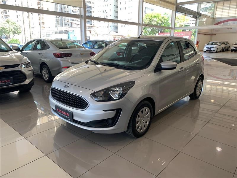 //www.autoline.com.br/carro/ford/ka-10-se-12v-flex-4p-manual/2021/goiania-go/25009688