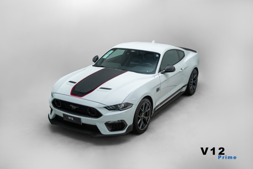 //www.autoline.com.br/carro/ford/mustang-50-coupe-mach-1-32v-gasolina-2p-automatico/2021/brasilia-df/24474997