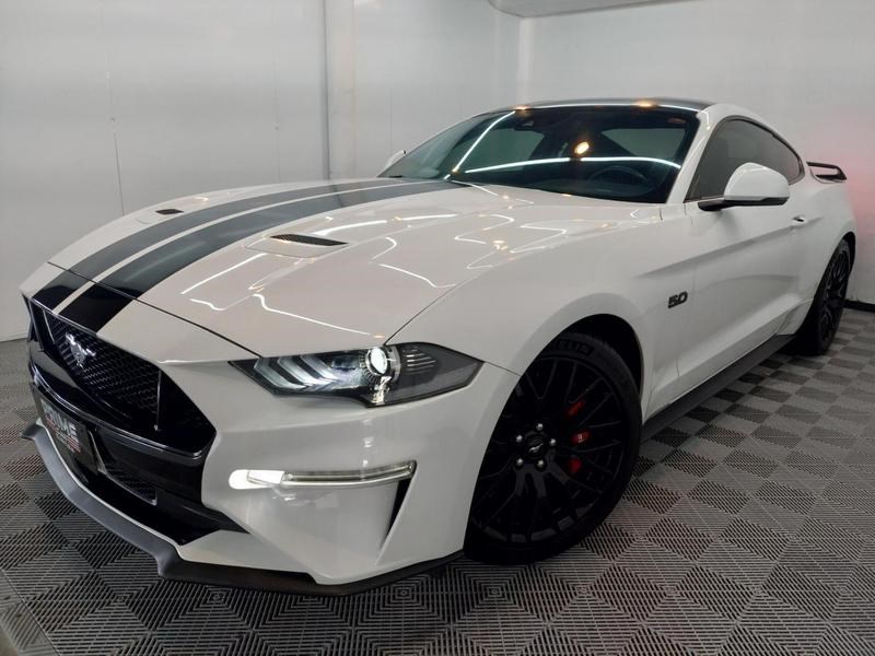 //www.autoline.com.br/carro/ford/mustang-50-coupe-gt-premium-32v-gasolina-2p-automatic/2018/curitiba-pr/24897281