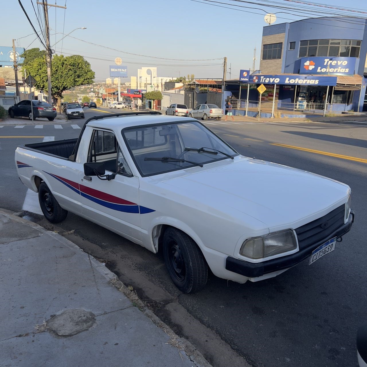 //www.autoline.com.br/carro/ford/pampa-18-s-cabsimp-92cv-2p-gasolina-manual/1997/limeira-sp/24615814