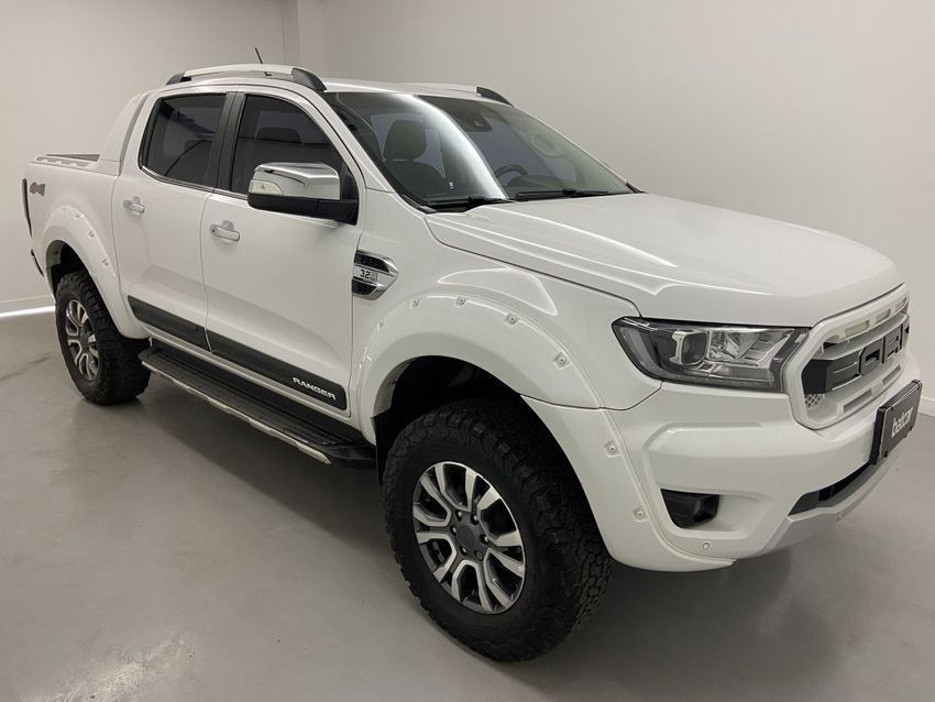 //www.autoline.com.br/carro/ford/ranger-32-cd-limited-20v-diesel-4p-4x4-turbo-automat/2023/brasilia-df/23955060