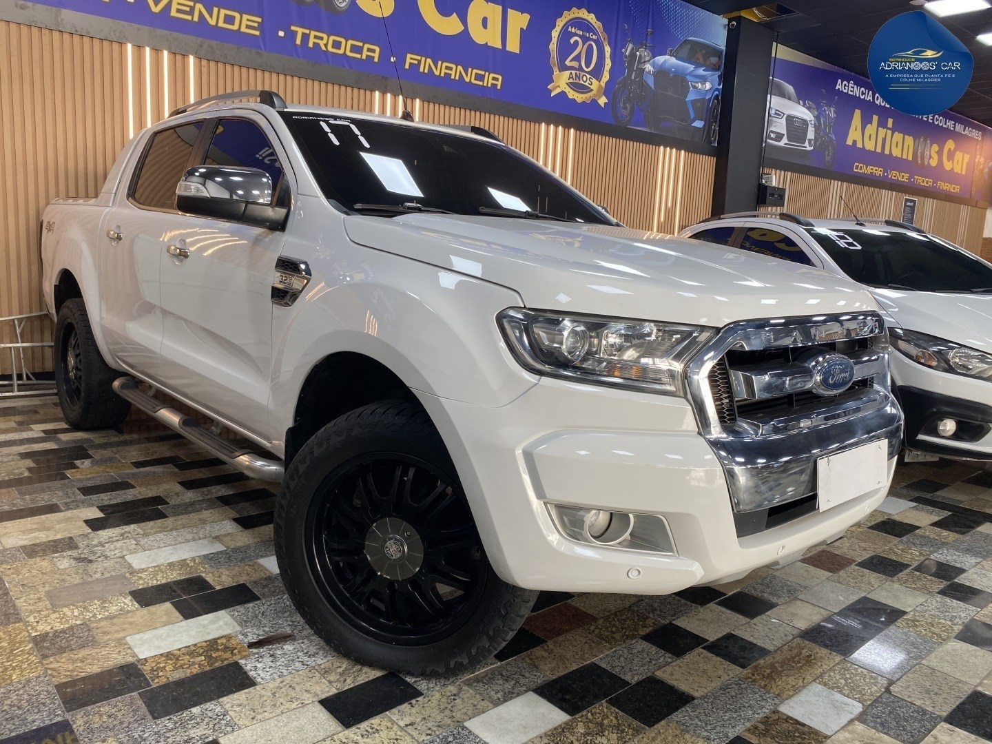 //www.autoline.com.br/carro/ford/ranger-32-cd-limited-20v-diesel-4p-4x4-turbo-automat/2017/nova-iguacu-rj/24632738