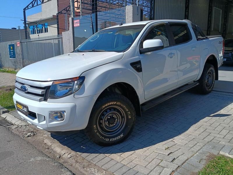 //www.autoline.com.br/carro/ford/ranger-25-xl-cd-16v-flex-4p-manual/2014/curitiba-pr/24771803