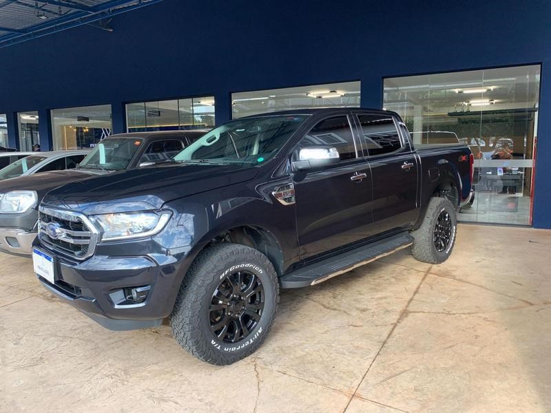 //www.autoline.com.br/carro/ford/ranger-32-cd-xlt-20v-diesel-4p-4x4-turbo-automatico/2021/campo-grande-ms/24921494