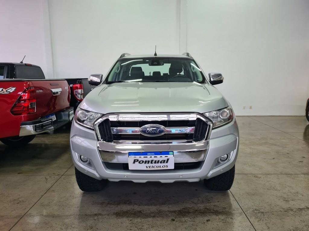 //www.autoline.com.br/carro/ford/ranger-32-cd-limited-20v-diesel-4p-4x4-turbo-automat/2017/francisco-beltrao-pr/24975150