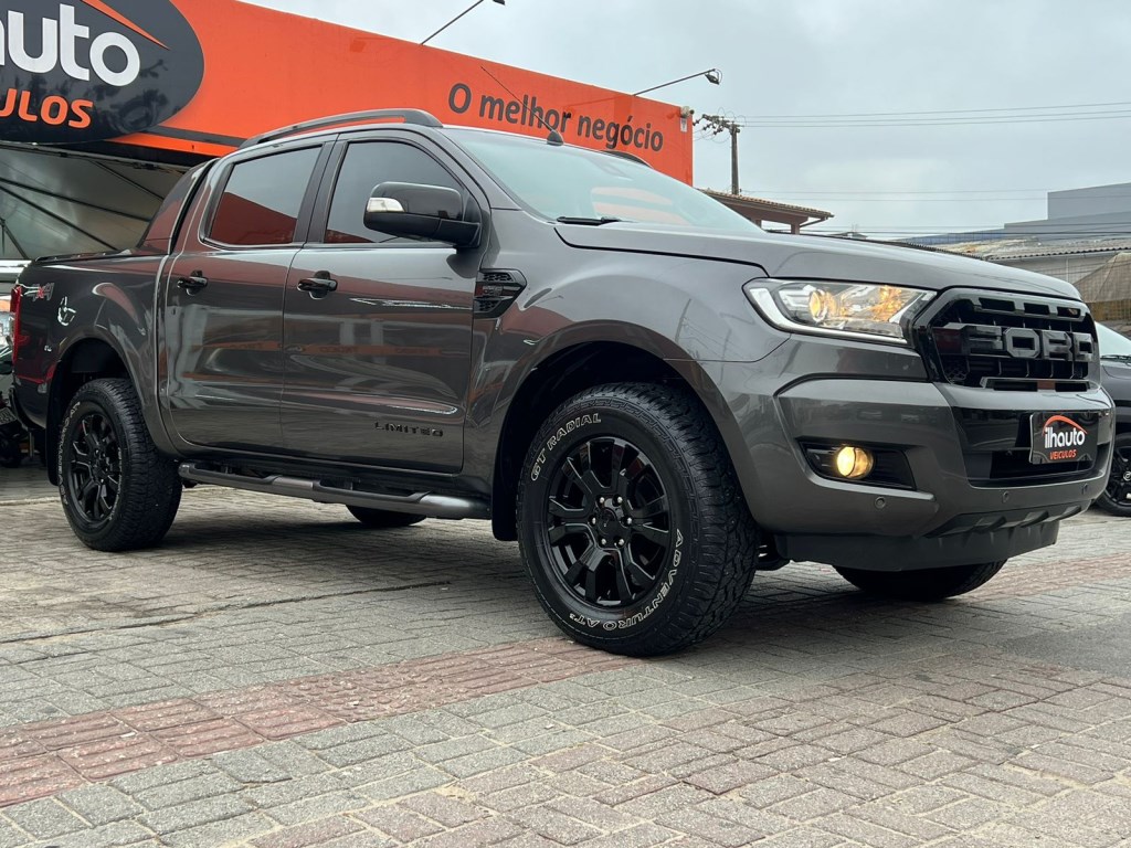 //www.autoline.com.br/carro/ford/ranger-32-cd-limited-20v-diesel-4p-4x4-turbo-automat/2017/florianopolis-sc/24982582