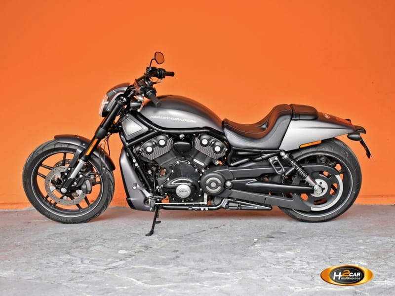 //www.autoline.com.br/moto/harley-davidson/night-rod-special-1250-vrscdx/2016/curitiba-pr/24833625