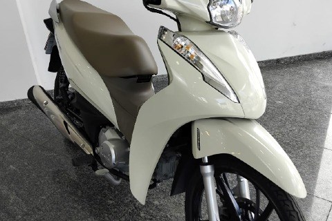 //www.autoline.com.br/moto/honda/biz-125-flexone/2021/itajai-sc/23868357