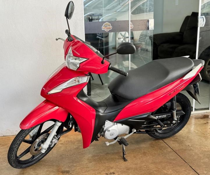 //www.autoline.com.br/moto/honda/biz-125-flexone/2018/jatai-go/24038600