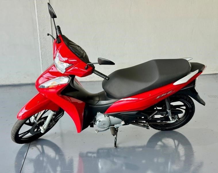 //www.autoline.com.br/moto/honda/biz-125-flexone/2022/jatai-go/24038686