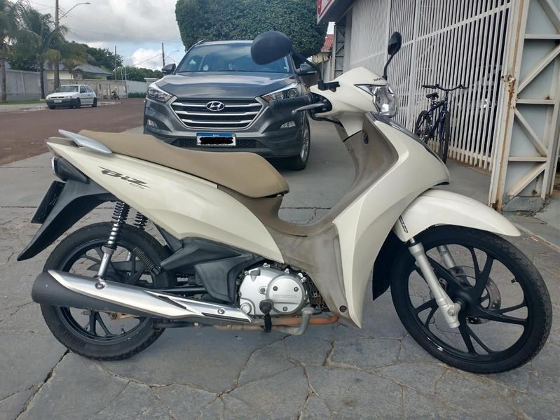 //www.autoline.com.br/moto/honda/biz-125-flexone/2021/agua-boa-mt/24320735