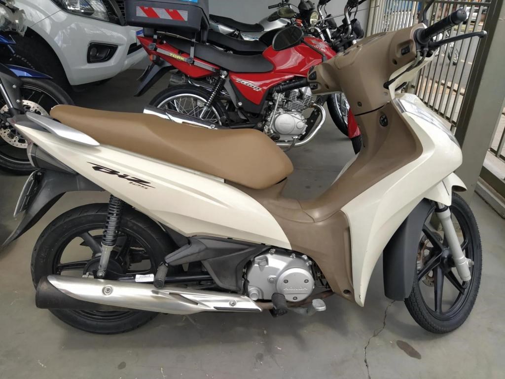 //www.autoline.com.br/moto/honda/biz-125-flexone/2018/uberaba-mg/24498177