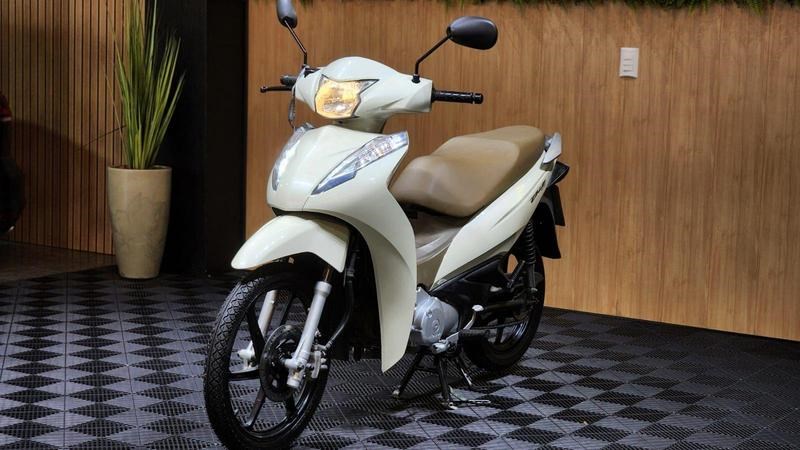 //www.autoline.com.br/moto/honda/biz-125-flexone/2018/rio-do-sul-sc/24683029