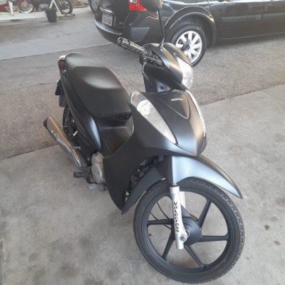 //www.autoline.com.br/moto/honda/biz-125-es-flex-etagas-aut-basico/1/santa-cruz-do-sul-rs/24770284