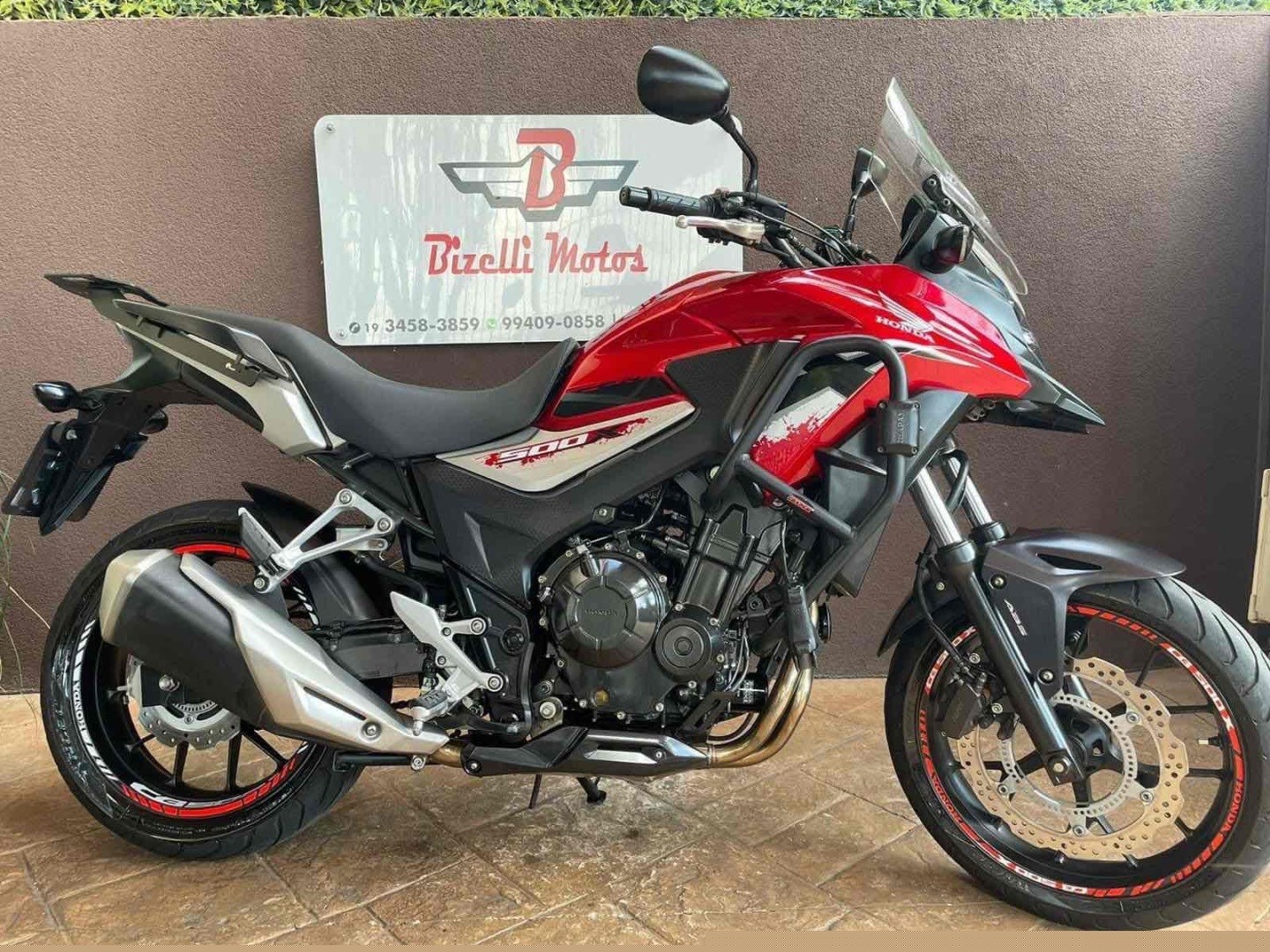 //www.autoline.com.br/moto/honda/cb-500-xabs-gas-mec-basico/2018/santa-barbara-doeste-sp/24946686