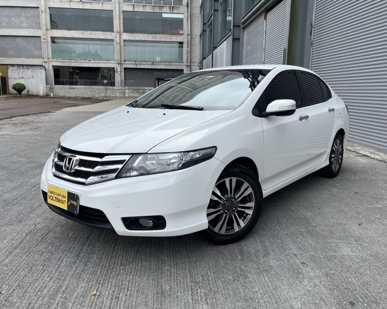 //www.autoline.com.br/carro/honda/city-15-ex-16v-flex-4p-automatico/2013/curitiba-pr/24011824