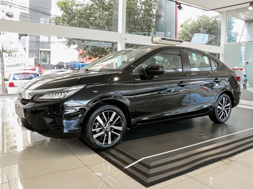 //www.autoline.com.br/carro/honda/city-15-sedan-touring-16v-flex-4p-cvt/2024/anapolis-go/24133034