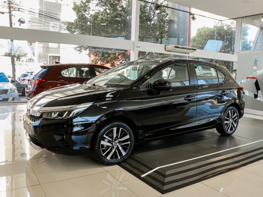 //www.autoline.com.br/carro/honda/city-15-hatch-exl-16v-flex-4p-cvt/2024/goiania-go/24150413