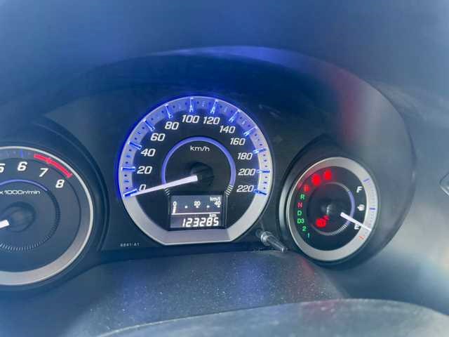 //www.autoline.com.br/carro/honda/city-15-lx-16v-flex-4p-automatico/2013/sao-paulo-sp/24156575