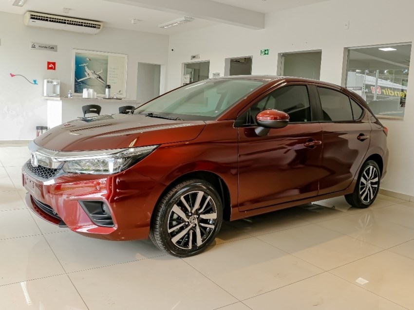 //www.autoline.com.br/carro/honda/city-15-hatch-touring-16v-flex-4p-cvt/2024/goiania-go/24199847