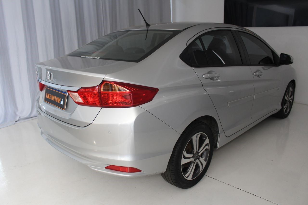 //www.autoline.com.br/carro/honda/city-15-lx-16v-flex-4p-cvt/2016/franca-sp/24492494