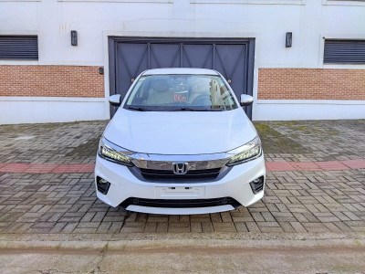 //www.autoline.com.br/carro/honda/city-15-sedan-touring-16v-flex-4p-cvt/2022/erechim-rs/24518733