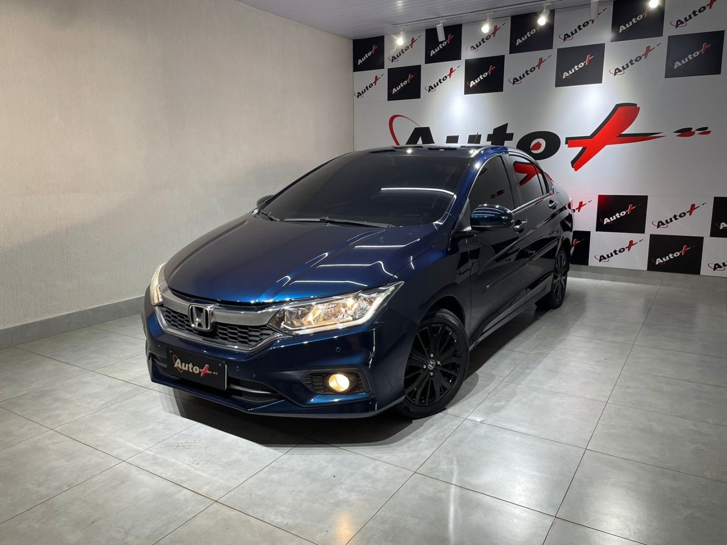 //www.autoline.com.br/carro/honda/city-15-sedan-lx-16v-flex-4p-cvt/2020/ribeirao-preto-sp/24815384