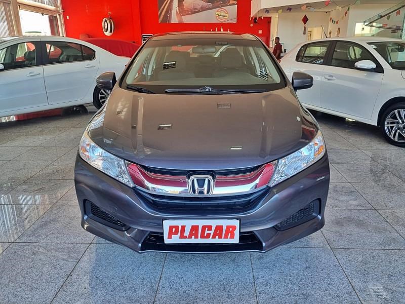 //www.autoline.com.br/carro/honda/city-15-sedan-lx-16v-flex-4p-cvt/2017/brasilia-df/24883787