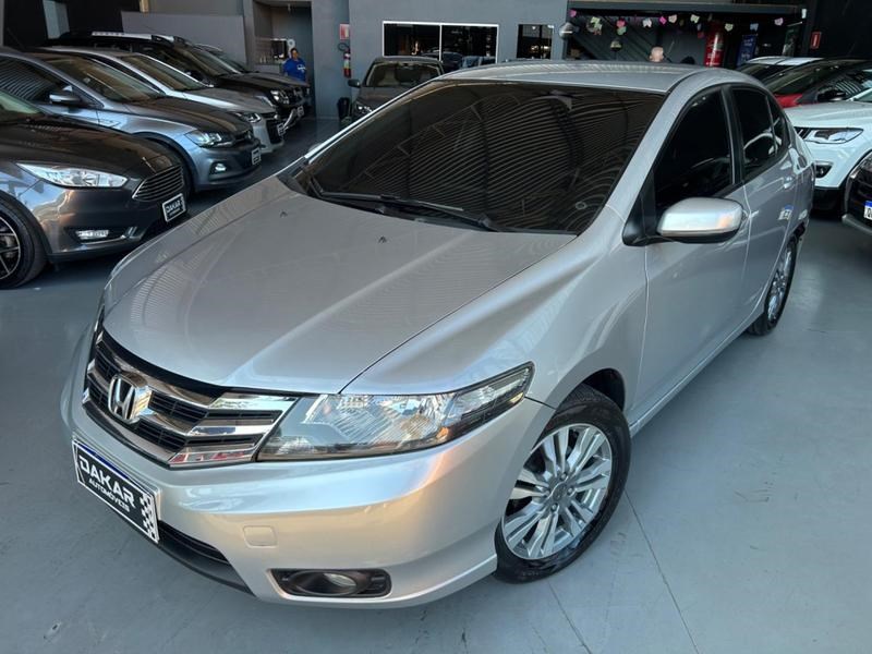 //www.autoline.com.br/carro/honda/city-15-lx-16v-flex-4p-automatico/2014/belo-horizonte-mg/24898491
