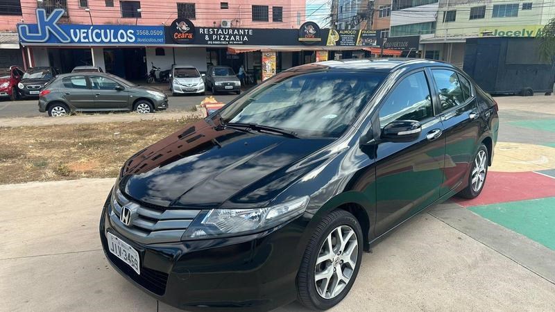 //www.autoline.com.br/carro/honda/city-15-ex-16v-flex-4p-automatico/2012/brasilia-df/24990811