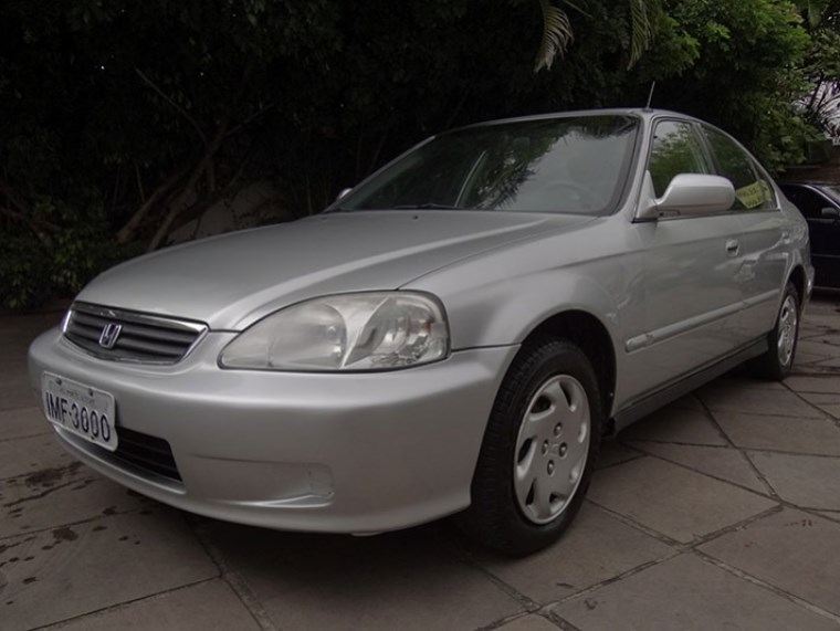 //www.autoline.com.br/carro/honda/civic-16-lx-16v-gasolina-4p-automatico/2000/porto-alegre-rs/17458688