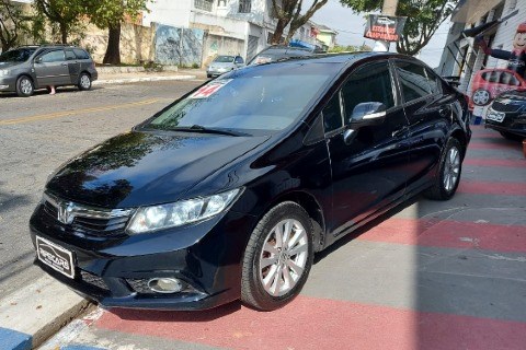 //www.autoline.com.br/carro/honda/civic-20-lxr-16v-sedan-flex-4p-automatico/2013/sao-paulo-sp/17945125