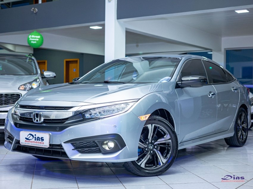//www.autoline.com.br/carro/honda/civic-15-touring-16v-gasolina-4p-cvt/2017/campo-bom-rs/23609270