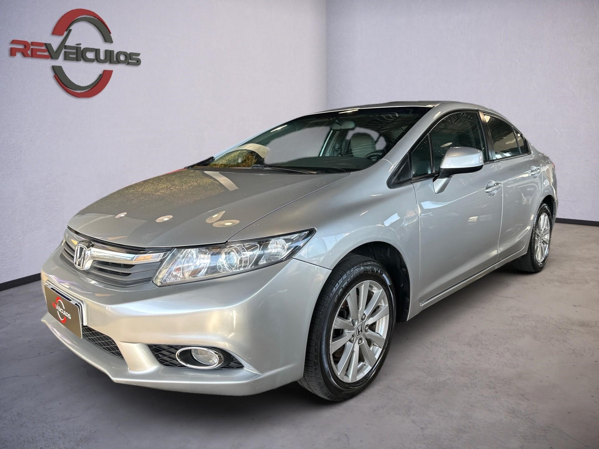 //www.autoline.com.br/carro/honda/civic-18-lxs-16v-flex-4p-automatico/2014/itarare-sp/23668262