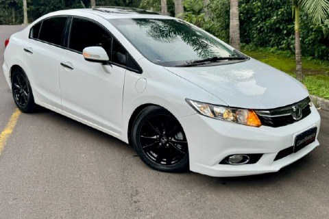 //www.autoline.com.br/carro/honda/civic-18-exs-16v-flex-4p-automatico/2012/campo-bom-rs/24045603