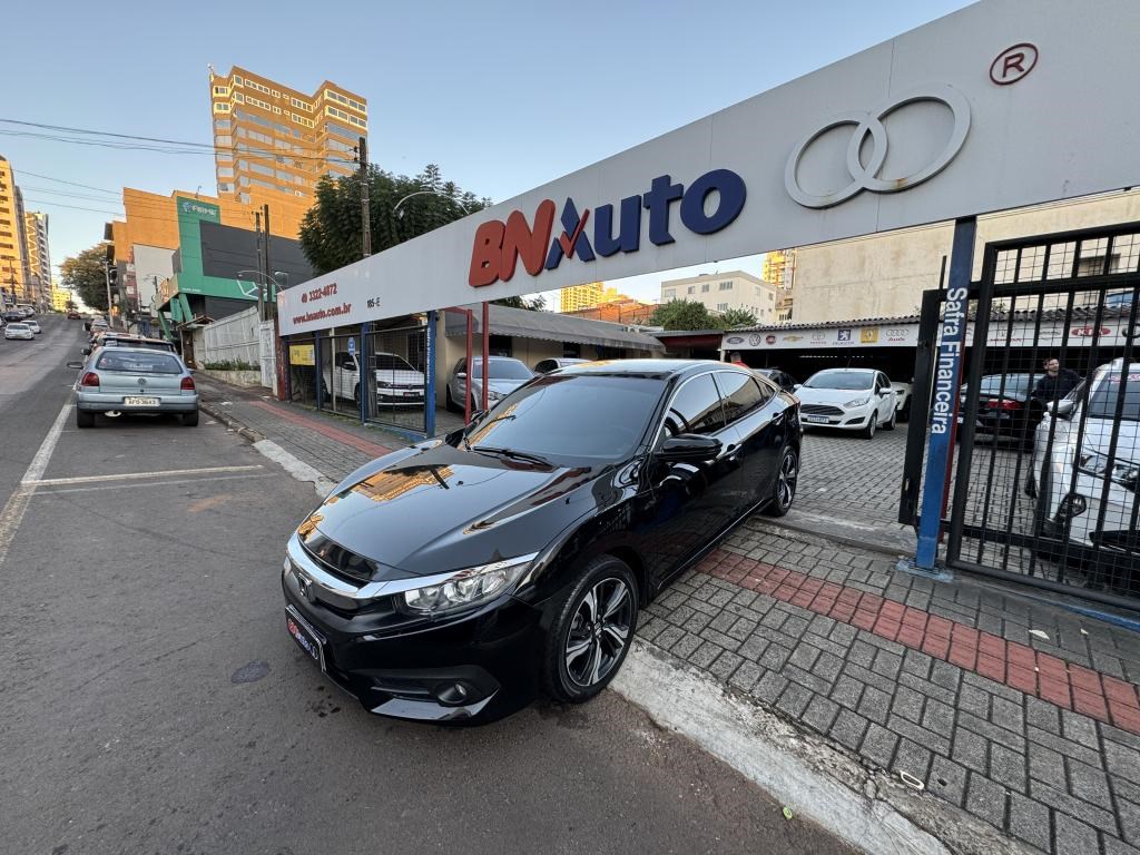 //www.autoline.com.br/carro/honda/civic-20-exl-16v-flex-4p-cvt/2017/chapeco-sc/24079227