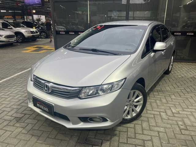 //www.autoline.com.br/carro/honda/civic-18-lxs-16v-flex-4p-automatico/2014/santos-sp/24174213