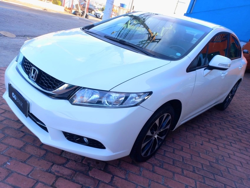 //www.autoline.com.br/carro/honda/civic-20-lxr-16v-flex-4p-automatico/2016/taboao-da-serra-sp/24241429