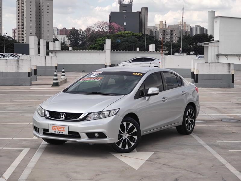 //www.autoline.com.br/carro/honda/civic-18-lxs-16v-flex-4p-automatico/2016/sao-paulo-sp/24458485