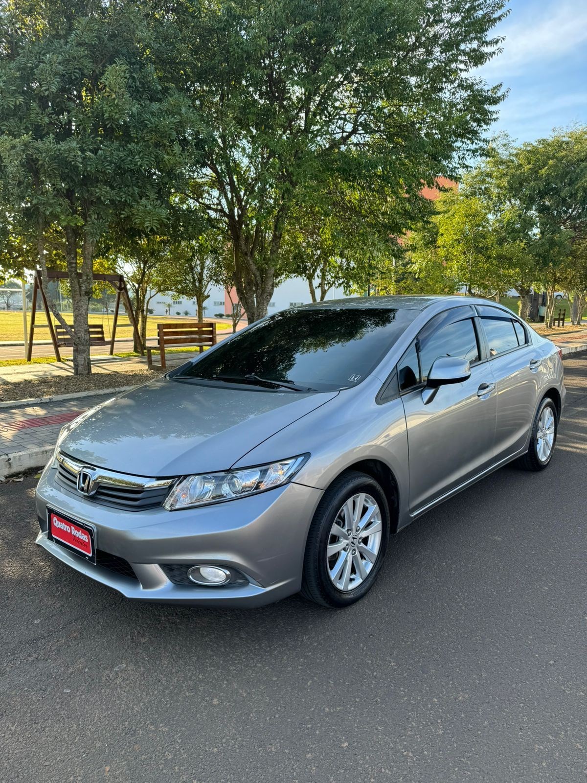 //www.autoline.com.br/carro/honda/civic-18-lxs-16v-flex-4p-automatico/2014/faxinal-dos-guedes-sc/24517035