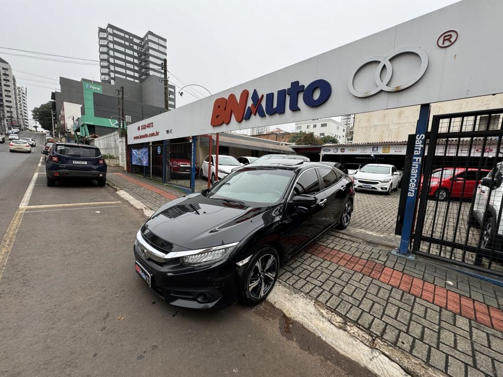 //www.autoline.com.br/carro/honda/civic-15-touring-16v-gasolina-4p-cvt/2017/chapeco-sc/24570823