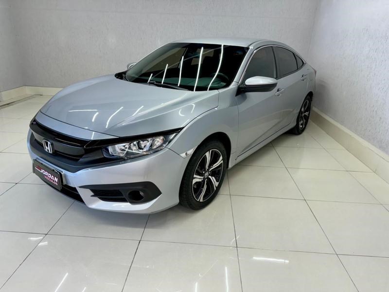 //www.autoline.com.br/carro/honda/civic-20-sport-16v-flex-4p-cvt/2017/curitiba-pr/24909220