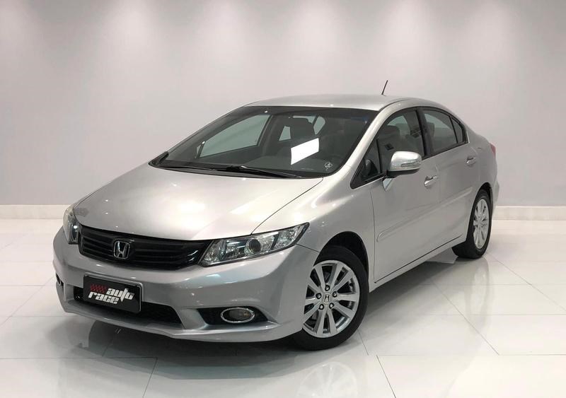 //www.autoline.com.br/carro/honda/civic-20-lxr-16v-flex-4p-automatico/2014/curitiba-pr/24917155
