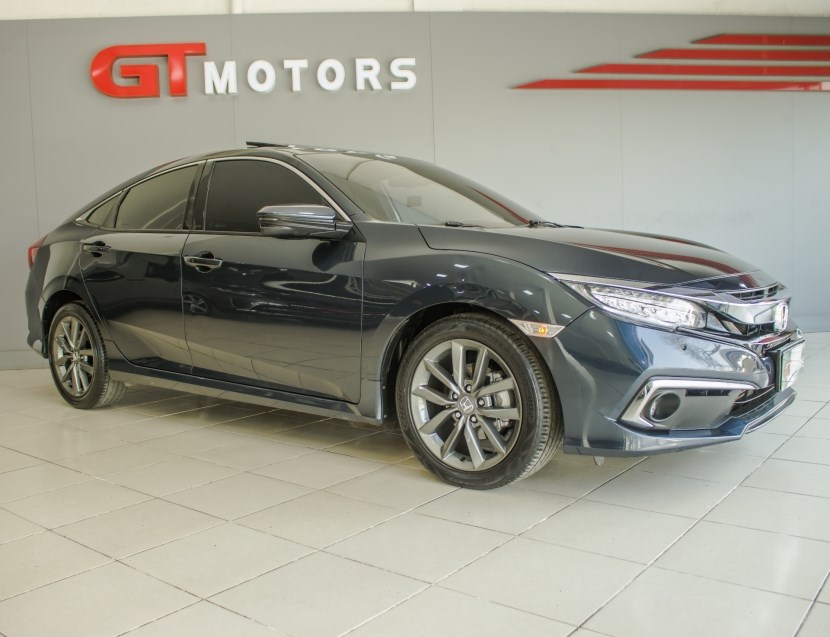 //www.autoline.com.br/carro/honda/civic-15-touring-16v-gasolina-4p-cvt/2021/novo-hamburgo-rs/24966254