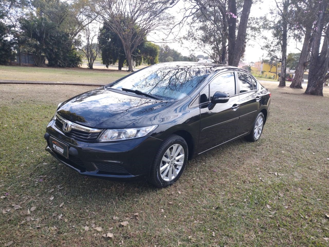 //www.autoline.com.br/carro/honda/civic-18-lxl-16v-flex-4p-automatico/2013/piracicaba-sp/24982707