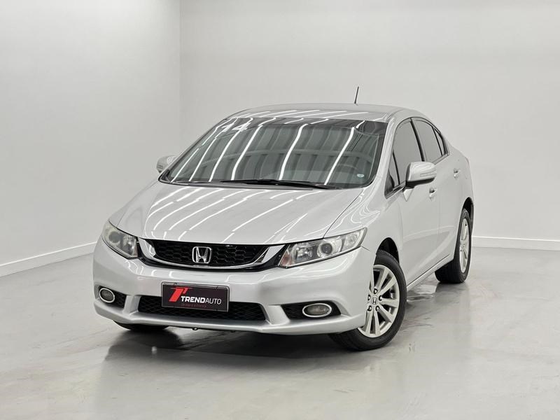 //www.autoline.com.br/carro/honda/civic-20-lxr-16v-flex-4p-automatico/2014/barra-mansa-rj/25009851
