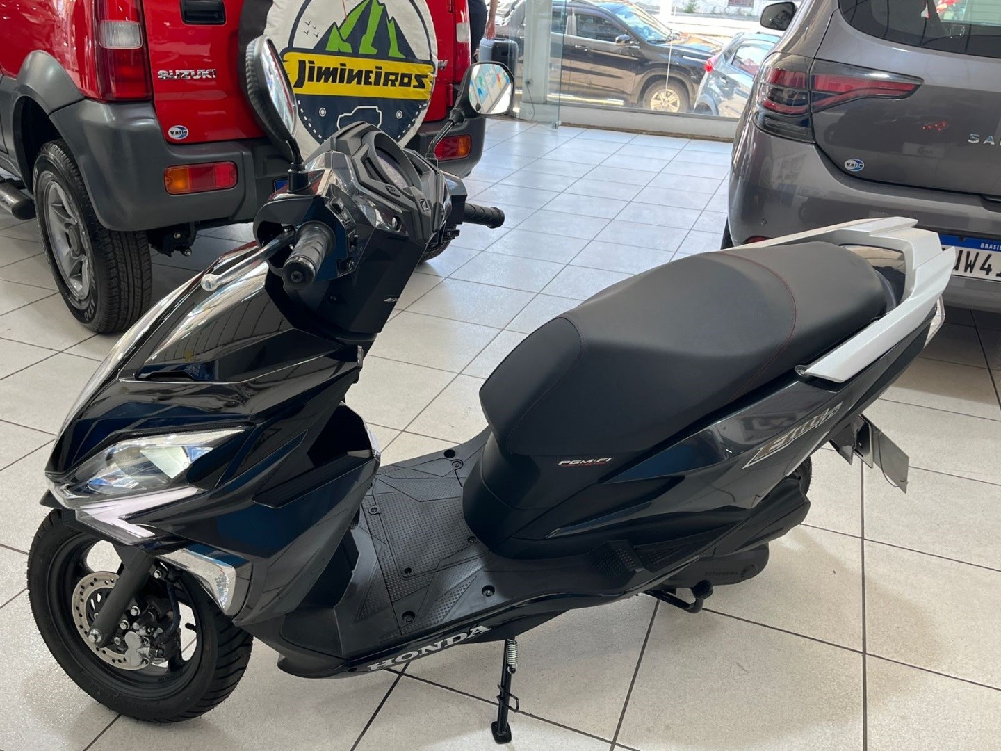 //www.autoline.com.br/moto/honda/elite-125/2024/braganca-paulista-sp/24736888