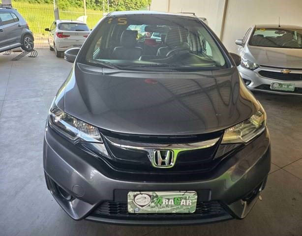//www.autoline.com.br/carro/honda/fit-15-exl-16v-flex-4p-cvt/2015/araraquara-sp/23134843