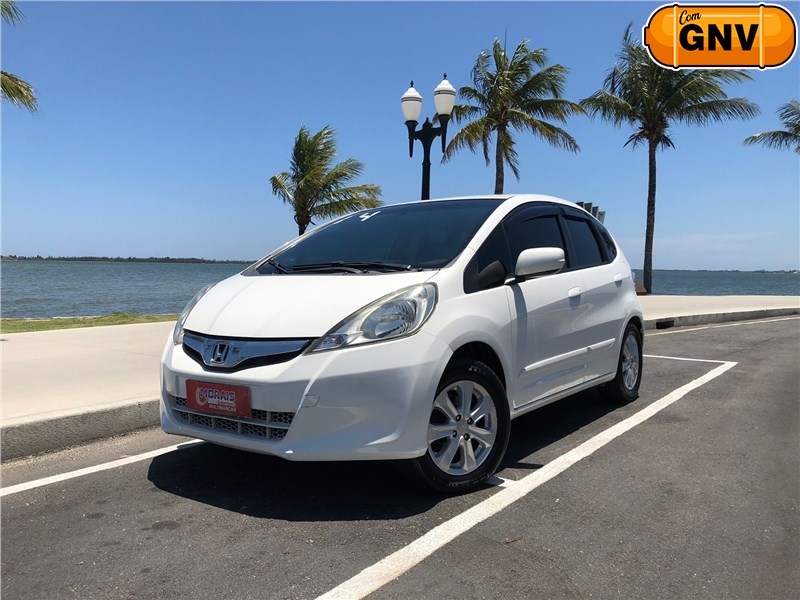 //www.autoline.com.br/carro/honda/fit-14-lx-16v-flex-4p-manual/2014/araruama-rj/23587890