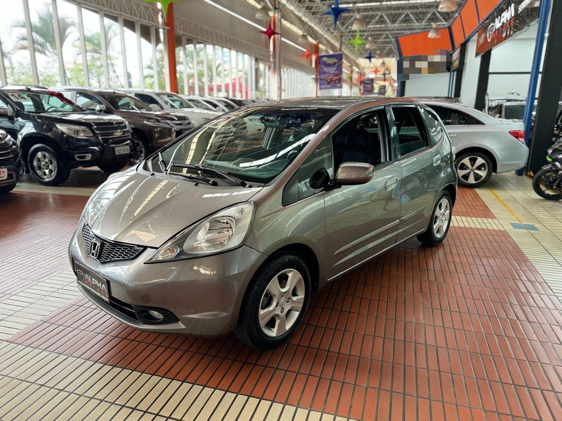 //www.autoline.com.br/carro/honda/fit-14-lx-16v-flex-4p-manual/2012/santo-andre-sp/23869511